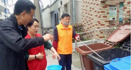 上海干濕分類垃圾桶紅色垃圾桶應(yīng)該放什么？能放什么？